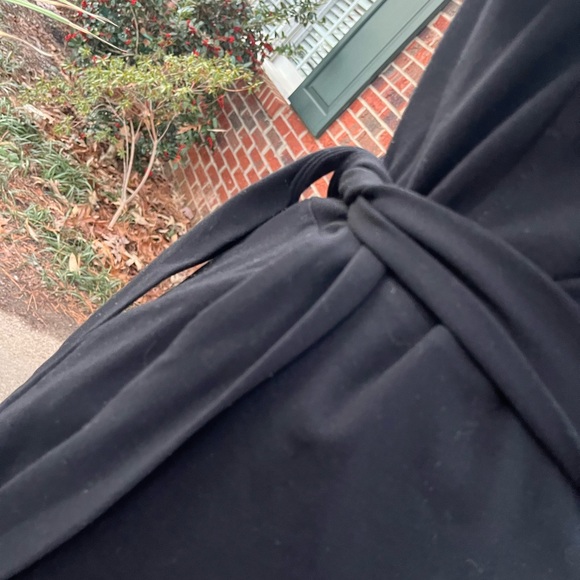 Diane Von Furstenberg 💖 Vintage Iconic Classic Wrap Dress, Black, Size 12, GUC - Picture 5 of 12